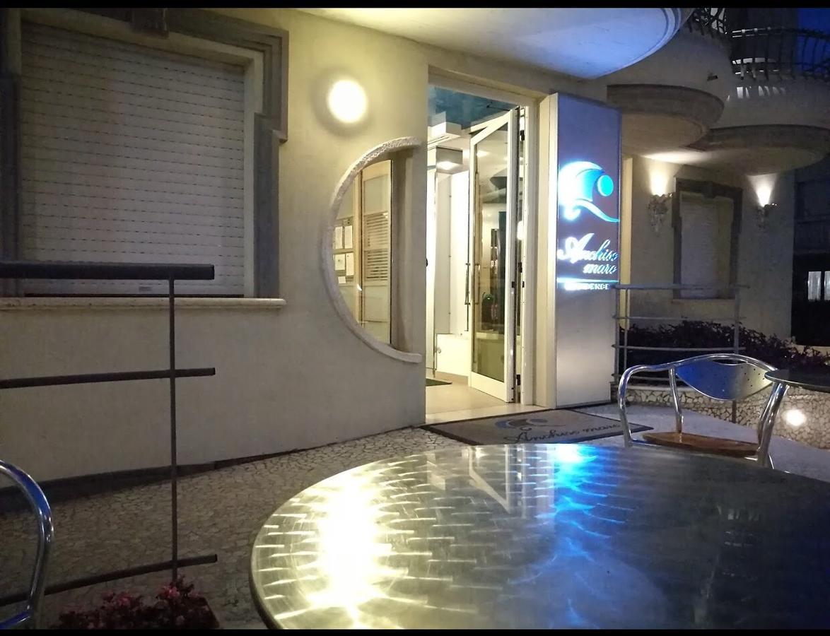 Residence Anchisemare アルバ・アドリアティカ エクステリア 写真